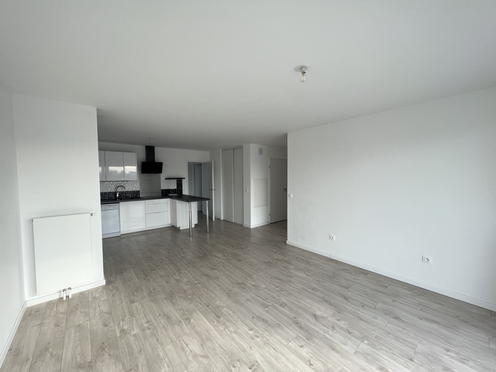 Immo80 – L'immobilier à Amiens et dans la Somme-T4 AVEC TERRASSE ET PARKINGS AMIENS