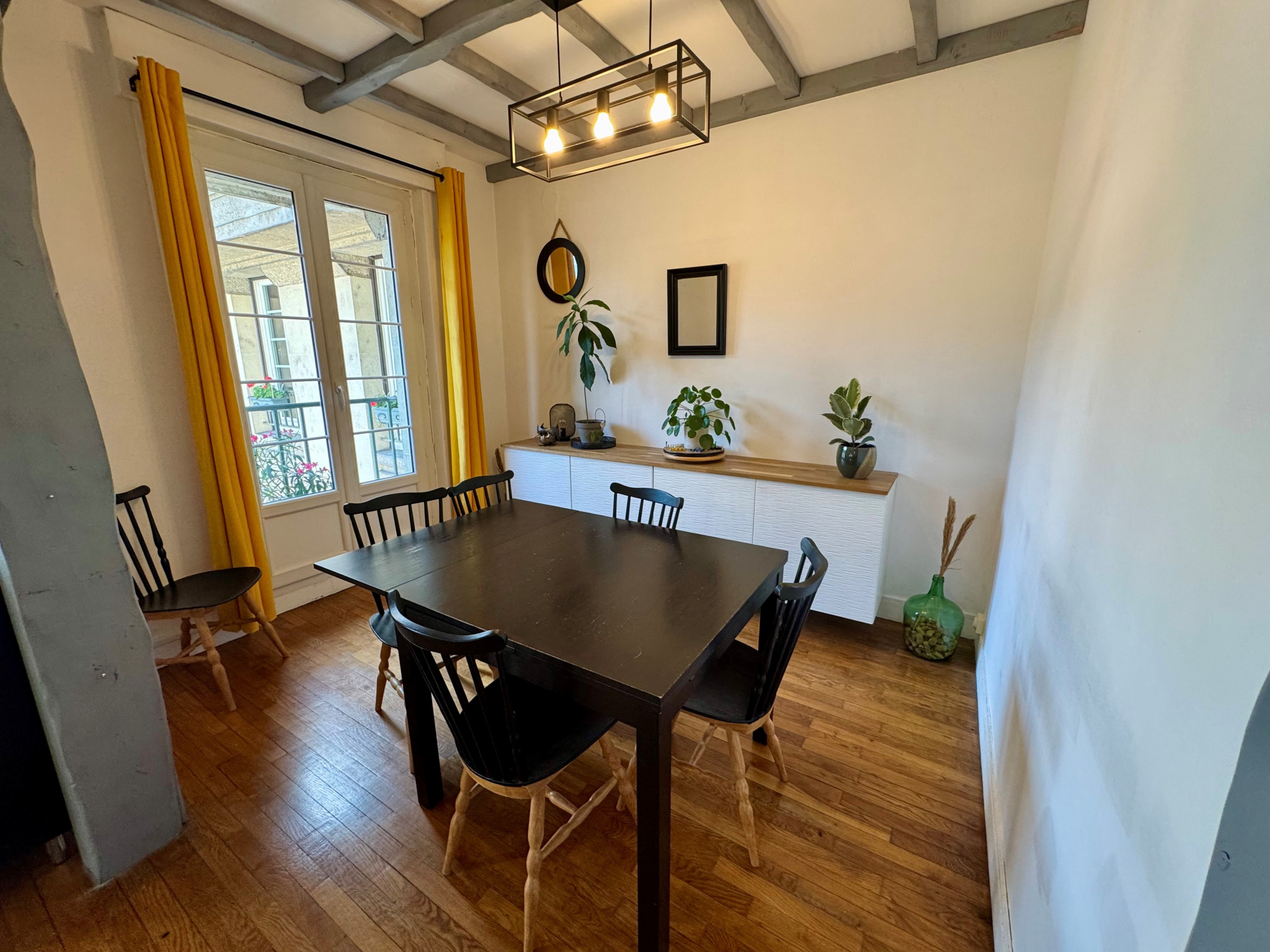 Immo80 – L'immobilier à Amiens et dans la Somme-Centre-Ville – Appartement T4 – 93m2 – 3 Chbs – cave