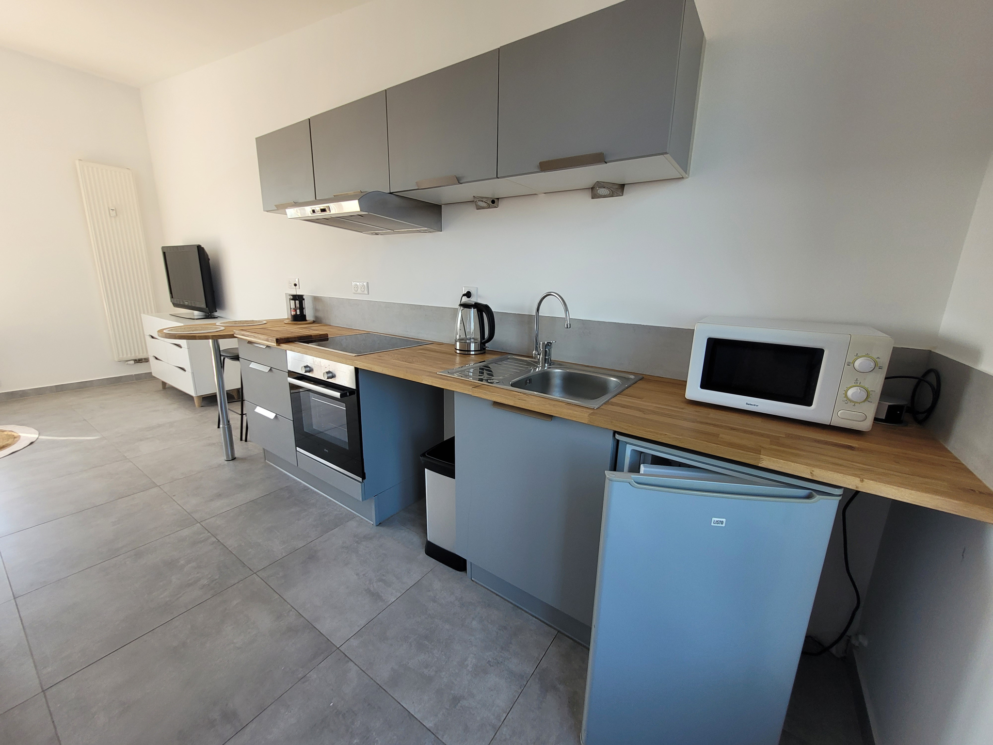 Immo80 – L'immobilier à Amiens et dans la Somme-T1 MEUBLÉ AVCE GRANDE TERRASSE AMIENS