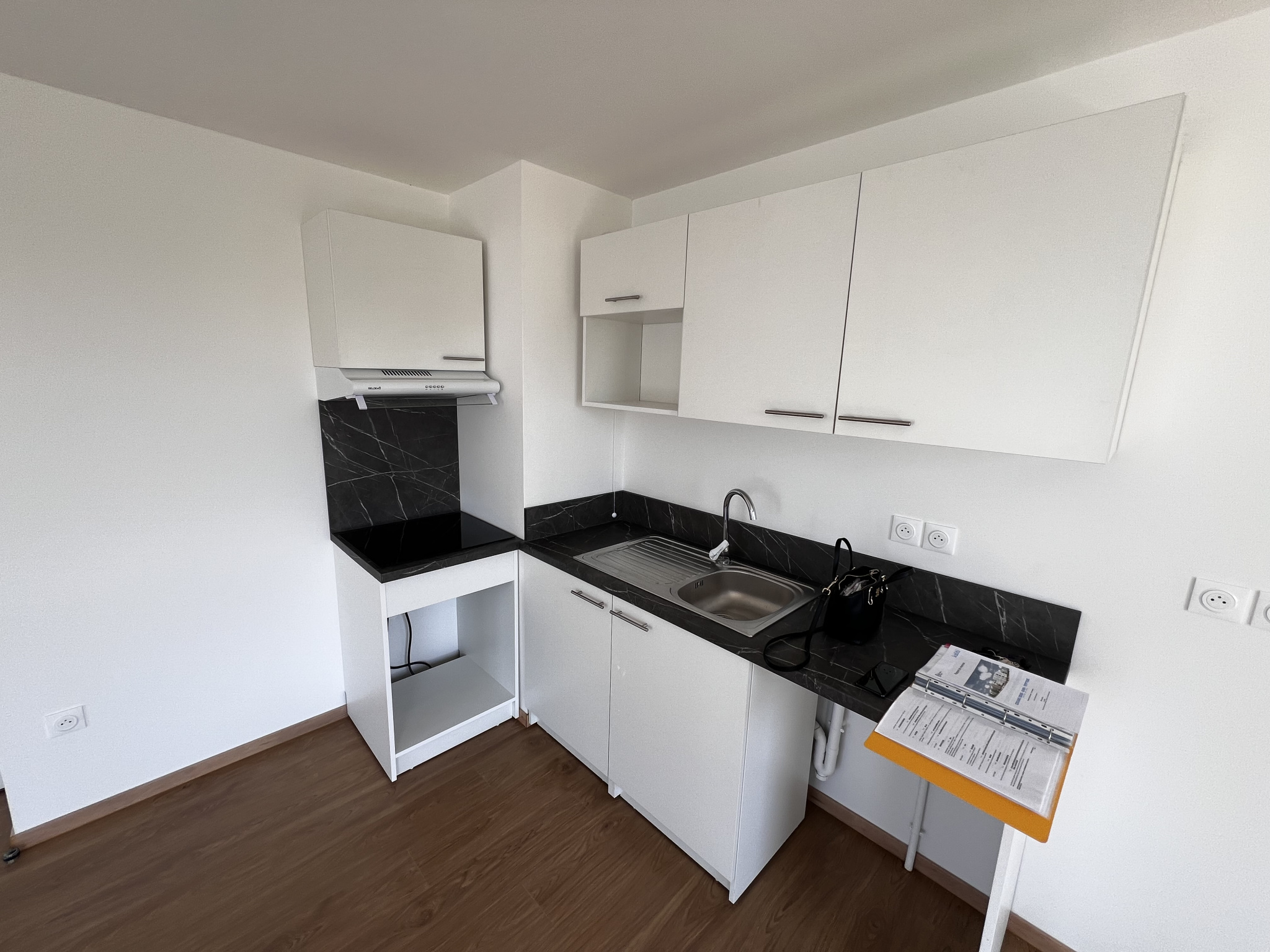 Immo80 – L'immobilier à Amiens et dans la Somme-T3 AVEC TERRASSE ET PARKIN AMIENS SUD