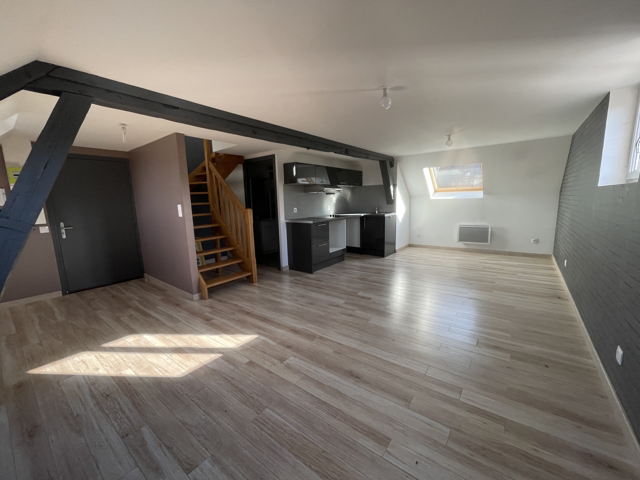 Immo80 – L'immobilier à Amiens et dans la Somme-DUPLEX TYPE 2 – SALOUEL – PROCHE CHU SUD