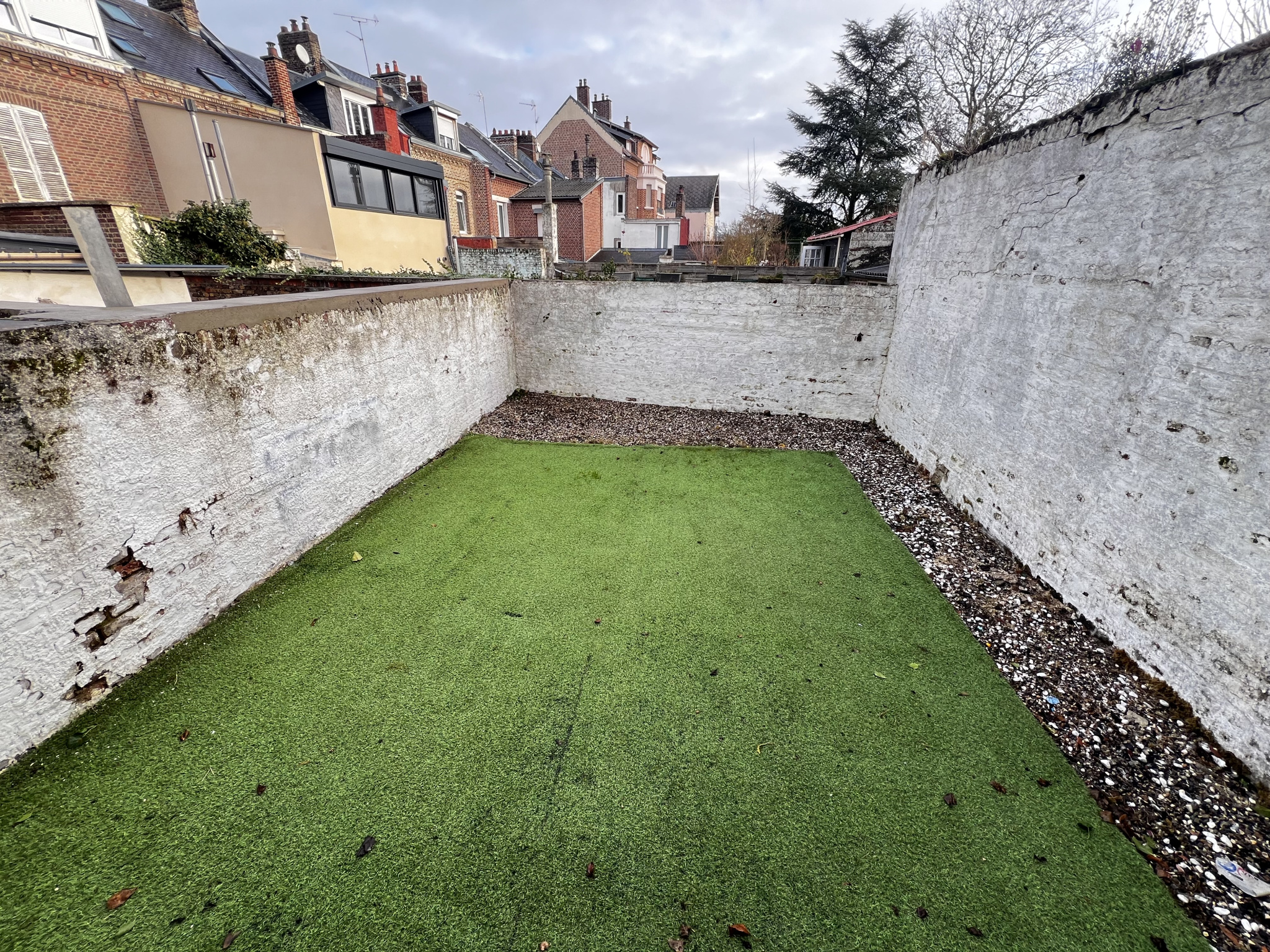 Immo80 – L'immobilier à Amiens et dans la Somme-T2 DE 34M2 AVEC GARAGE ET JARDIN