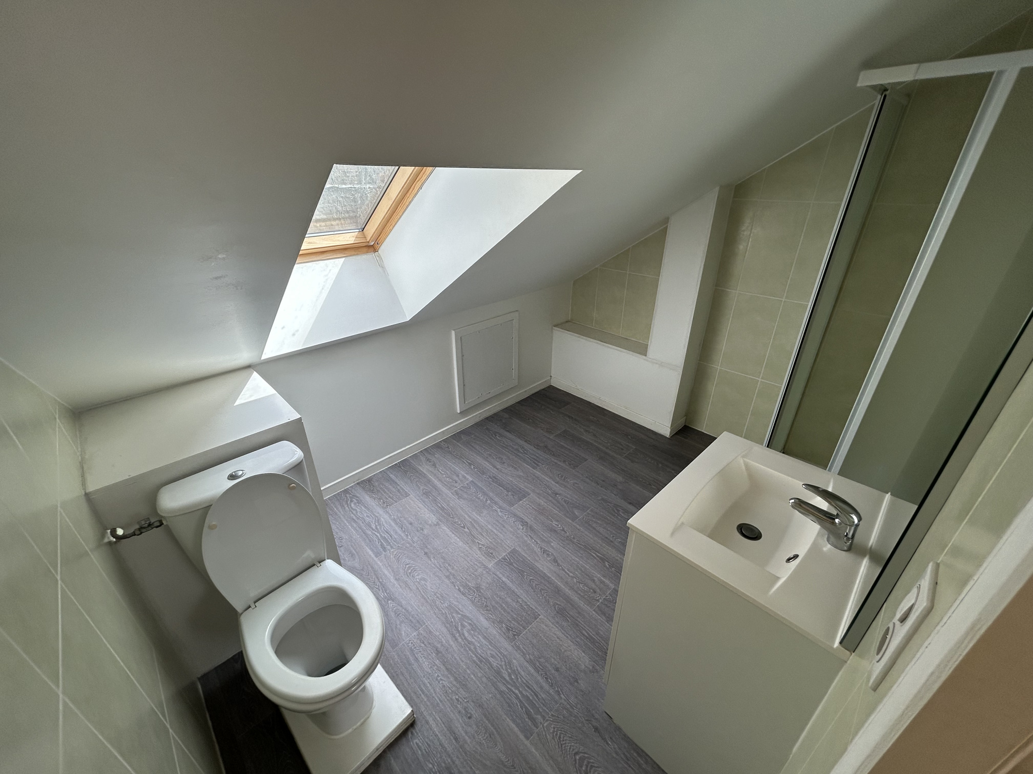 Immo80 – L'immobilier à Amiens et dans la Somme-TYPE 2 AVEC PARKING PROCHE GARE – AMIENS