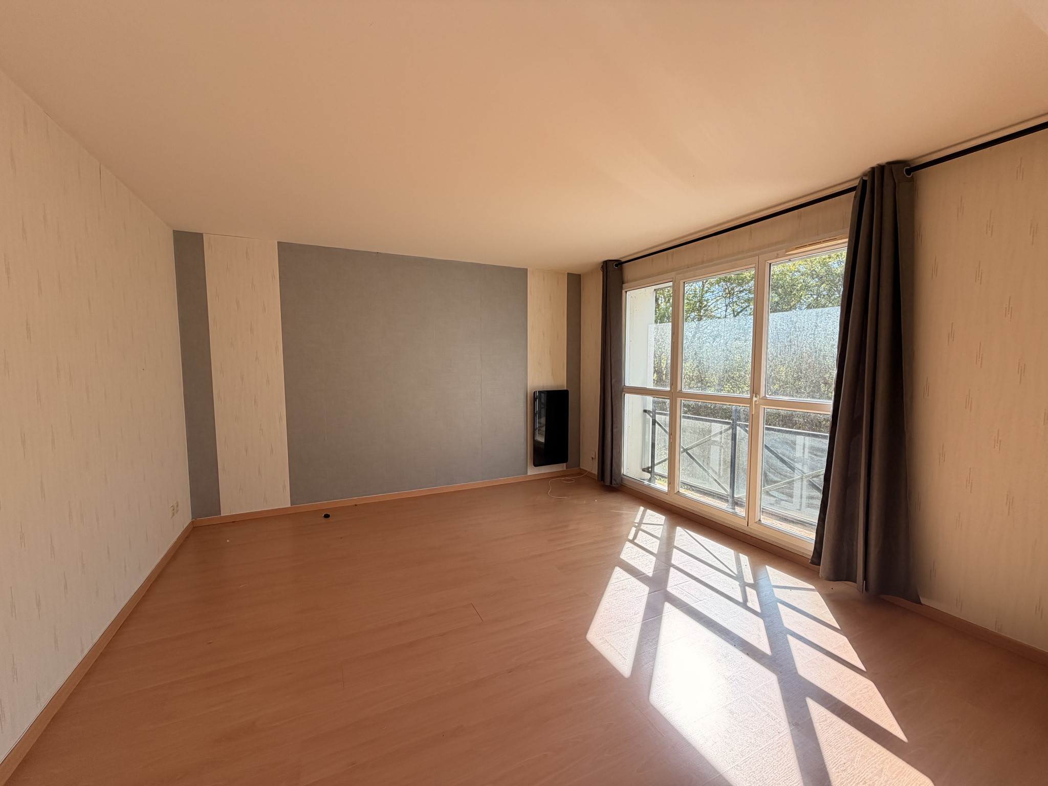 Immo80 – L'immobilier à Amiens et dans la Somme-T3 AVEC PARKING – MARCELCAVE
